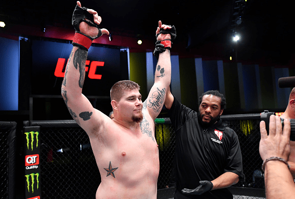 Jake Collier vs. Chris Barnett Prediction